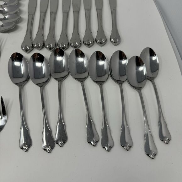 51 Pc Towle Supreme Cutlery Stainless Japan Flatware Set - Picture 3 of 10